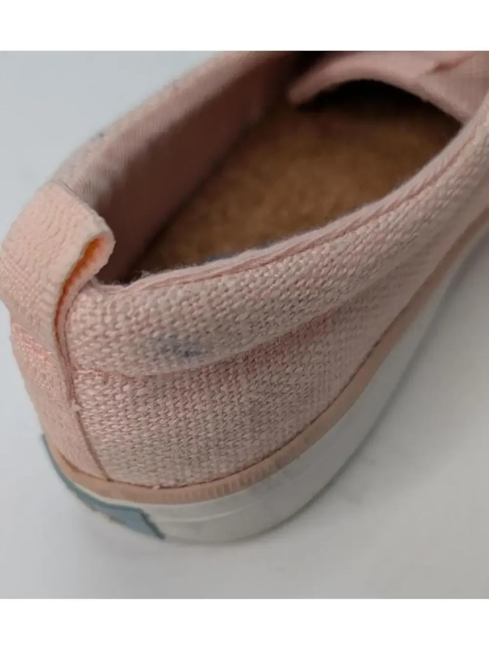 Sperry women crest